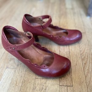 Chie Mihara Brown Leather Heels 37 or 7